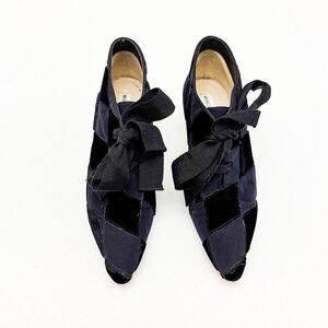 Manolo Blahnik Black Checkered Pattern Pointy Toe Booties Shoes Size 37.5 Italy